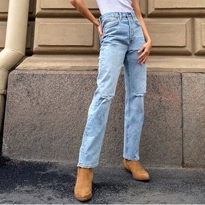Aritzia high rise boyfriend jeans